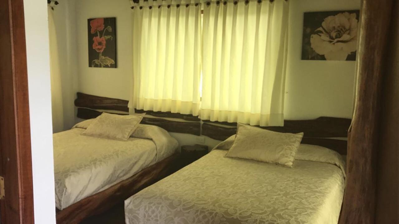 Yantzaza Hosteria Tierra Dorada מראה חיצוני תמונה
