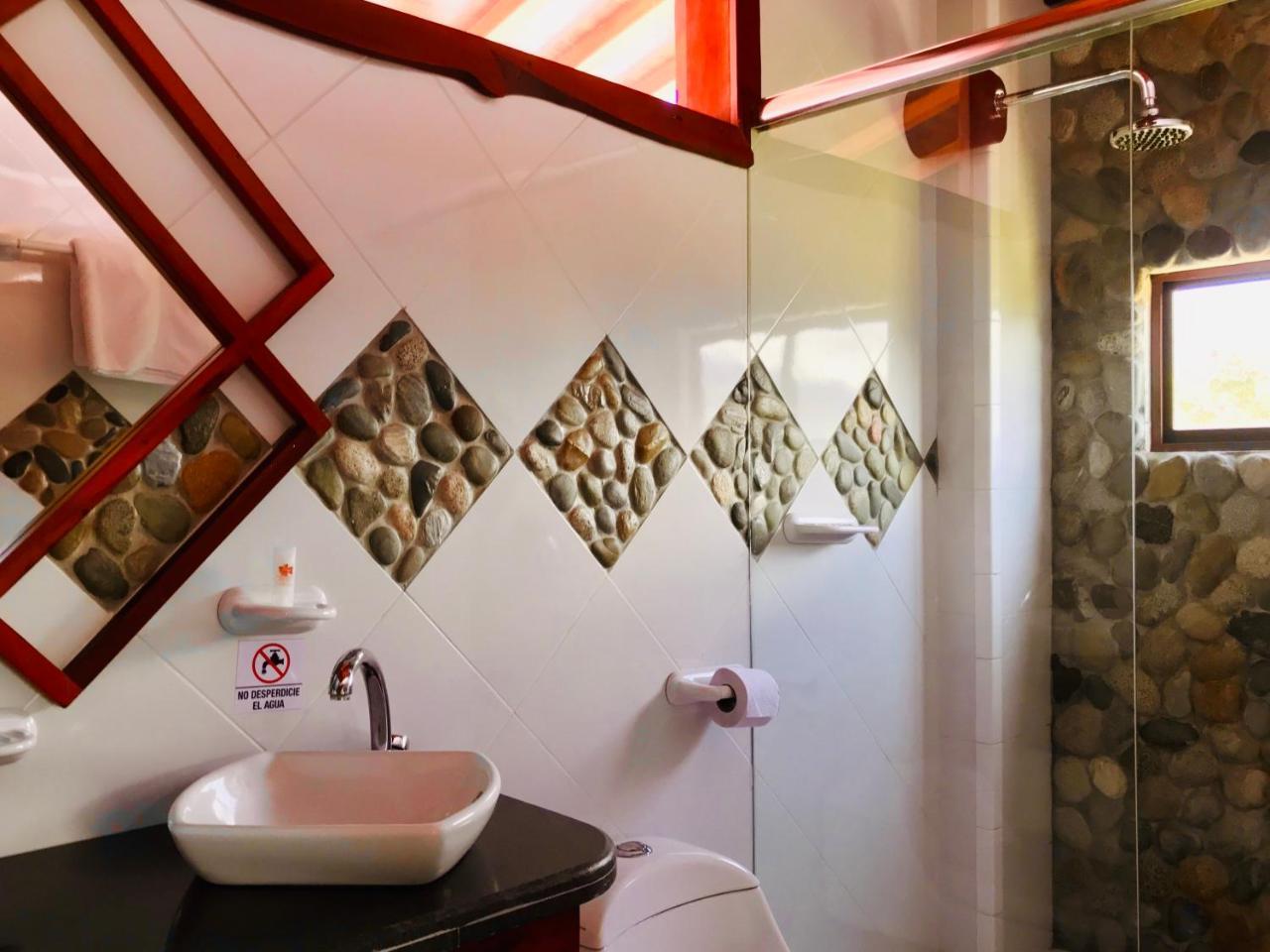 Yantzaza Hosteria Tierra Dorada מראה חיצוני תמונה
