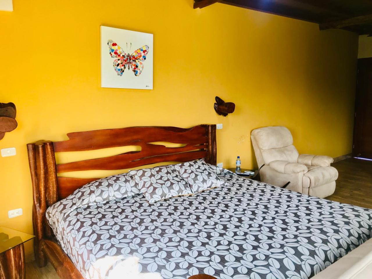 Yantzaza Hosteria Tierra Dorada מראה חיצוני תמונה