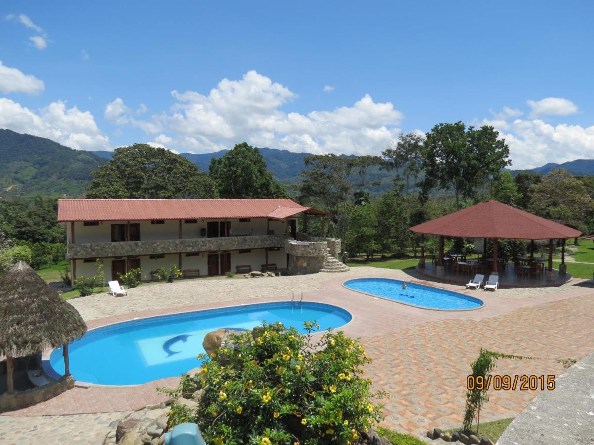Yantzaza Hosteria Tierra Dorada מראה חיצוני תמונה